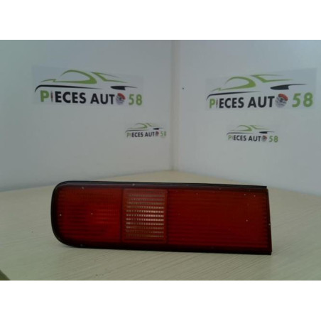 Feu arriere secondaire droit (feux) RENAULT SAFRANE PHASE 2 d’occasion