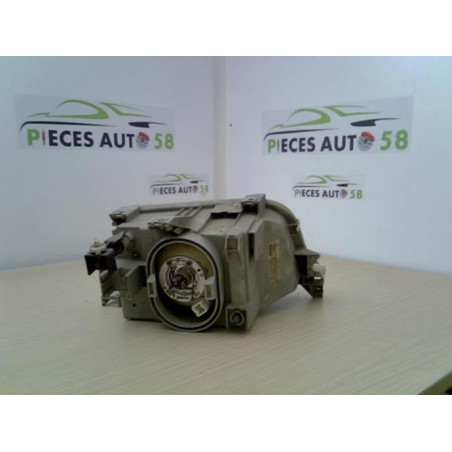 Optique avant principal gauche (feux)(phare) RENAULT CLIO 1 PHASE 2 d’occasion