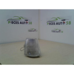 Optique avant secondaire droit (feux)(clignotant) RENAULT R9 d’occasion