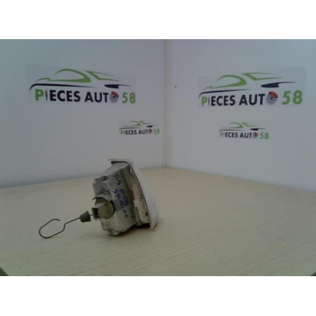 Optique avant secondaire droit (feux)(clignotant) RENAULT R9 d’occasion
