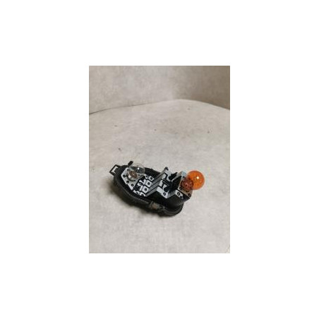 Platine feu arriere droit RENAULT CLIO 4 PHASE 1 d’occasion