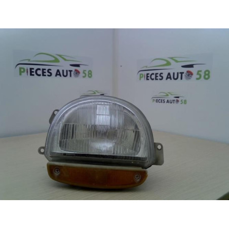 Optique avant principal droit (feux)(phare) RENAULT TWINGO 1 PHASE 1 d’occasion