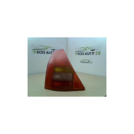 Feu arriere principal gauche (feux) RENAULT CLIO 2 PHASE 1 d’occasion