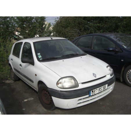 Feu arriere principal droit (feux) RENAULT CLIO 2 PHASE 1 d’occasion