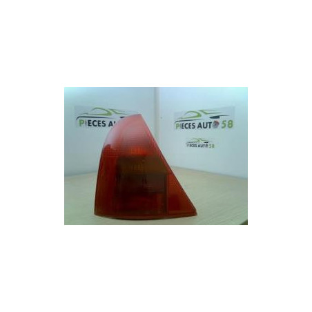 Feu arriere principal gauche (feux) RENAULT CLIO 2 PHASE 1 d’occasion
