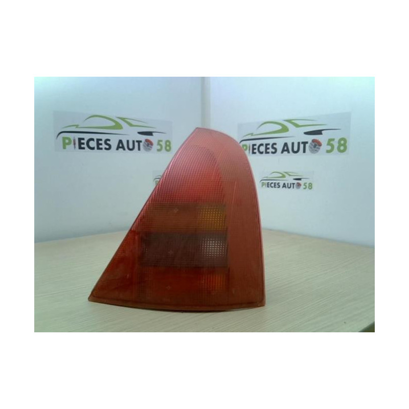 Feu arriere principal droit (feux) RENAULT  d’occasion