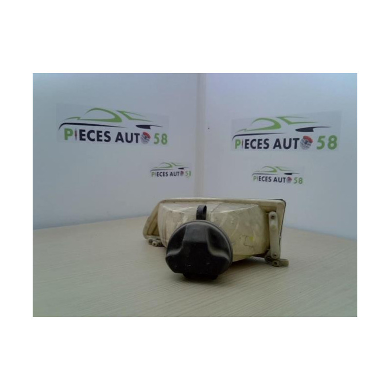 Optique avant principal droit (feux)(phare) PEUGEOT 106 PHASE 1 d’occasion
