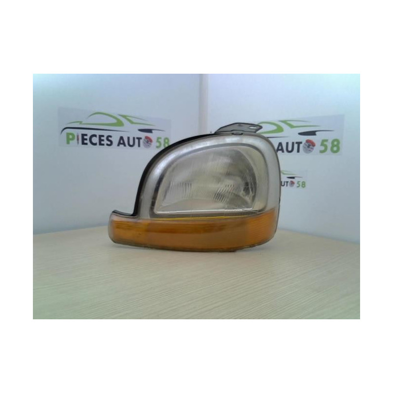 Optique avant principal gauche (feux)(phare) RENAULT  d’occasion