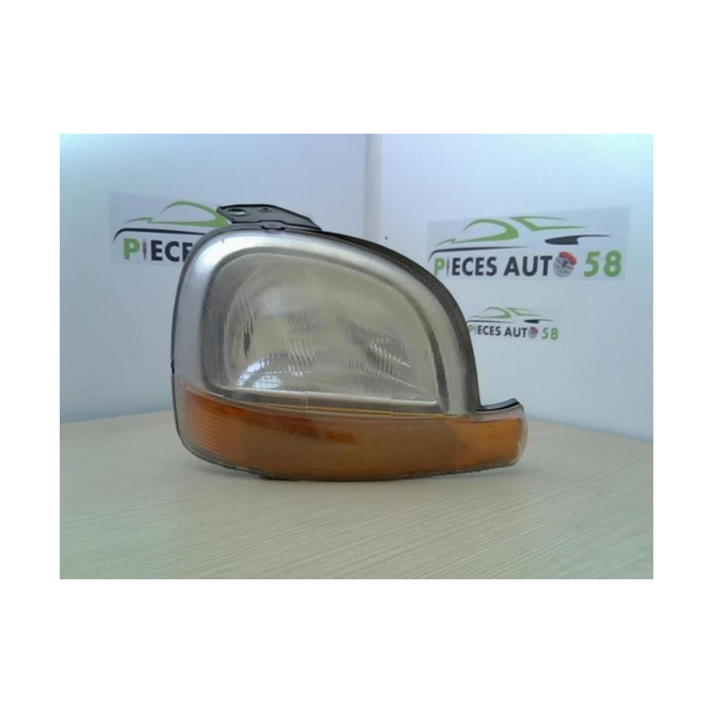 Optique avant principal droit (feux)(phare) RENAULT KANGOO 1 PHASE 1 d’occasion