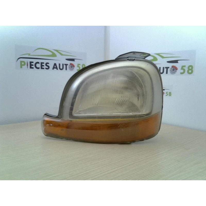 Optique avant principal gauche (feux)(phare) RENAULT  d’occasion