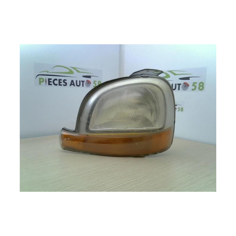 Optique avant principal gauche (feux)(phare) RENAULT  d’occasion