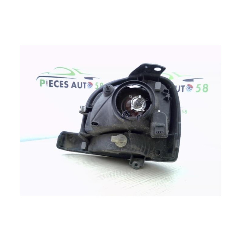 Optique avant principal droit (feux)(phare) RENAULT KANGOO 1 PHASE 1 d’occasion