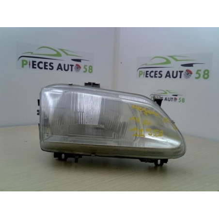 Optique avant principal droit (feux)(phare) RENAULT MEGANE 1 PHASE 1 d’occasion