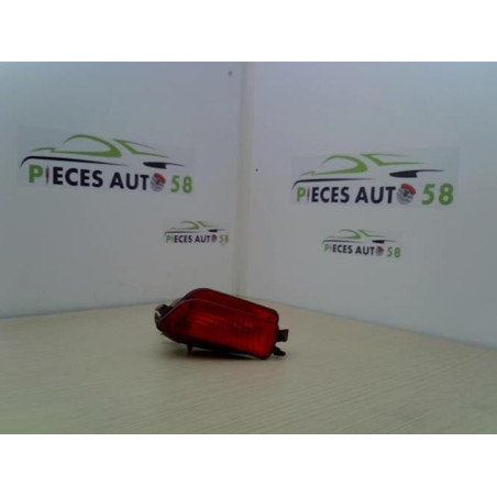 Feu de pare choc arriere gauche CITROEN 1.6 HDI 110 16V d’occasion