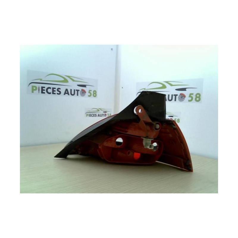 Feu arriere principal gauche (feux) RENAULT MEGANE 2 PHASE 2 d’occasion