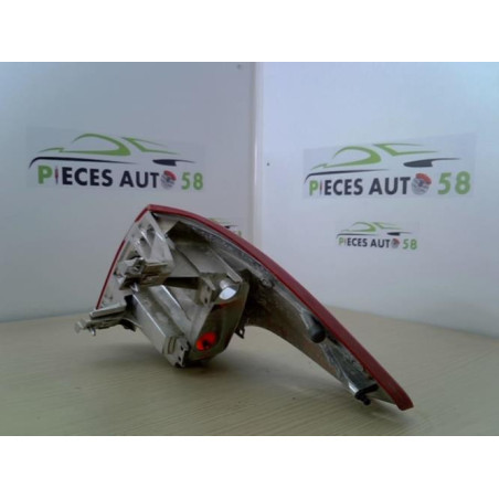 Feu arriere principal gauche (feux) CITROEN 1.6 HDI 110 16V d’occasion