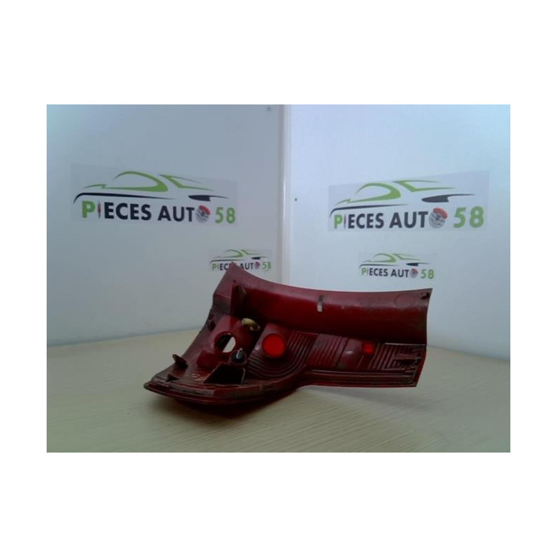 Feu arriere principal gauche (feux) CITROEN 1.6 HDI 110 16V d’occasion