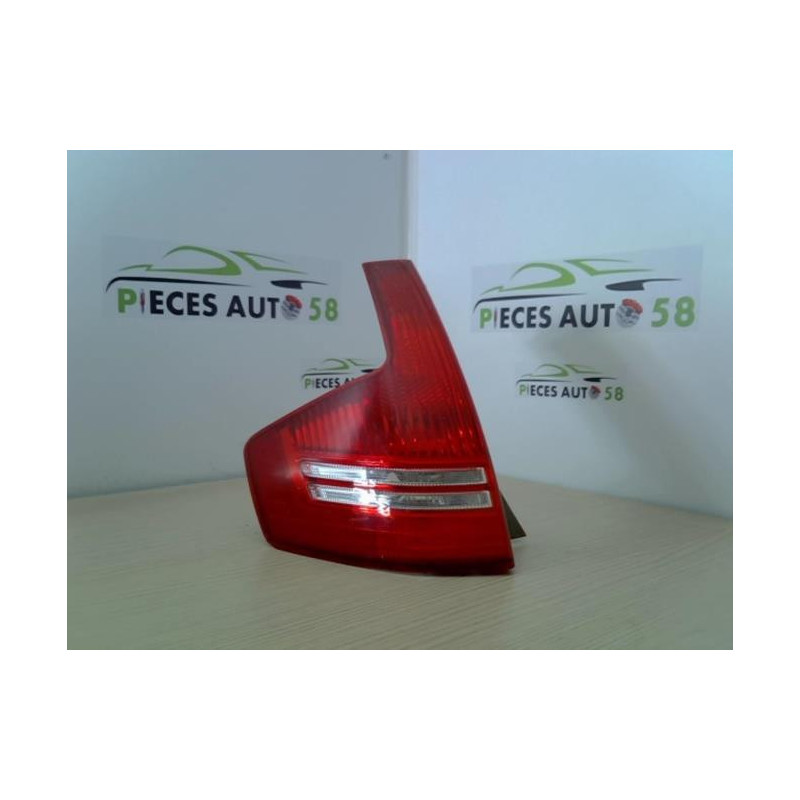 Feu arriere principal gauche (feux) CITROEN 1.6 HDI 110 16V d’occasion