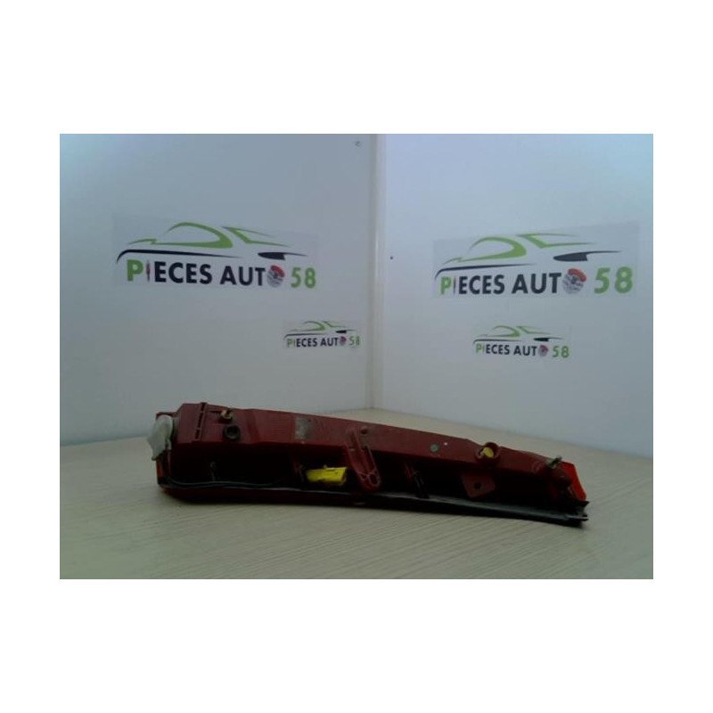 Feu arriere secondaire droit (feux) CITROEN C5 1 PHASE 1 BREAK d’occasion