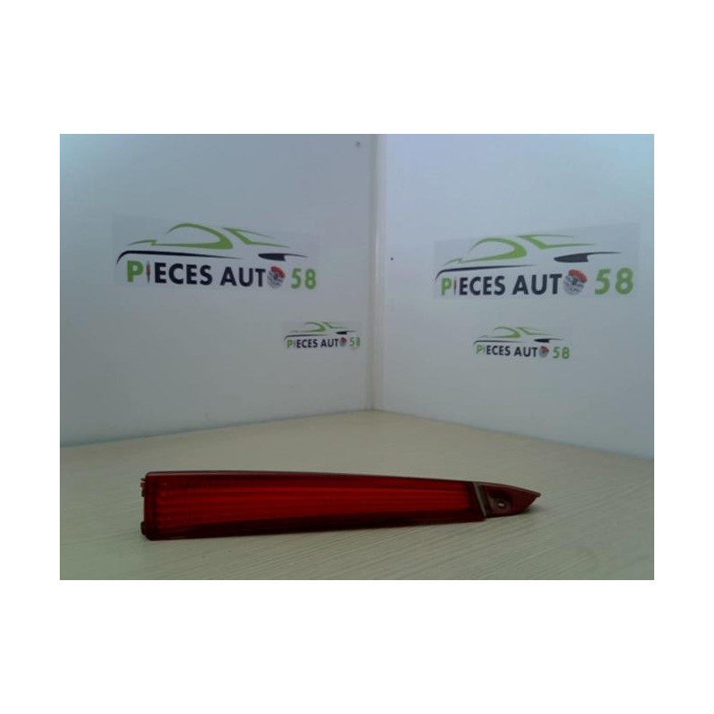 Feu factice arriere droit CITROEN C4 1 PHASE 1 d’occasion