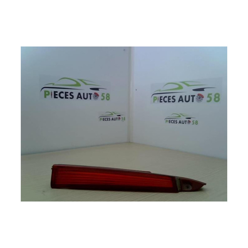 Feu factice arriere droit CITROEN C4 1 PHASE 1 d’occasion