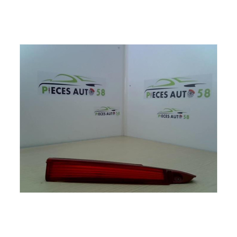Feu factice arriere droit CITROEN C4 1 PHASE 1 d’occasion