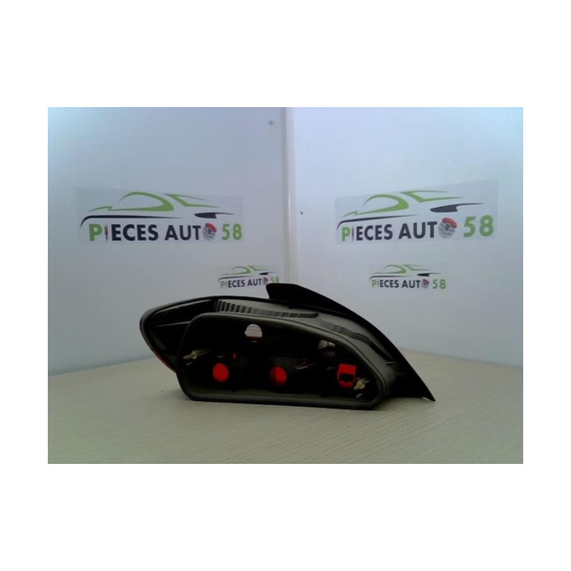 Feu arriere principal droit (feux) PEUGEOT 406 PHASE 1 d’occasion