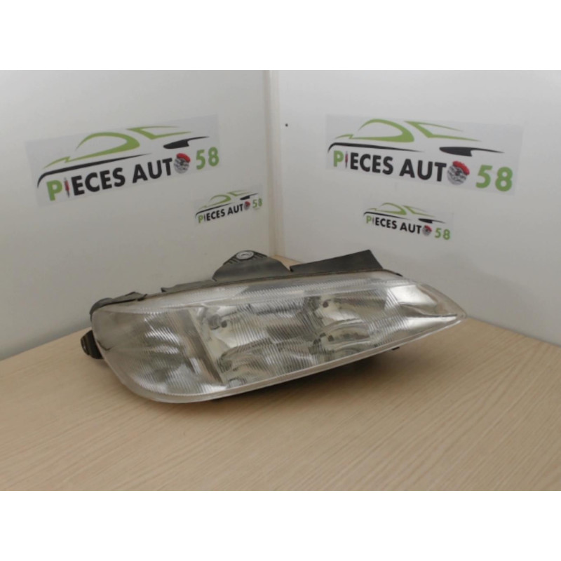 Optique avant principal gauche (feux)(phare) PEUGEOT 406 PHASE 1 d’occasion