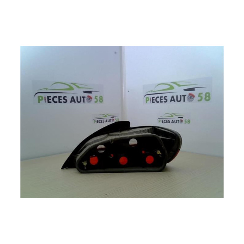 Feu arriere principal gauche (feux) PEUGEOT 406 PHASE 1 d’occasion