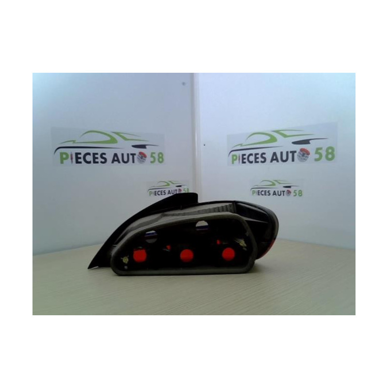 Feu arriere principal gauche (feux) PEUGEOT 406 PHASE 1 d’occasion
