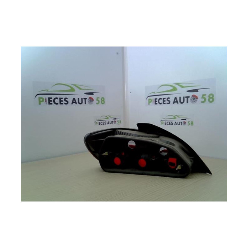 Feu arriere principal droit (feux) PEUGEOT 406 PHASE 1 d’occasion