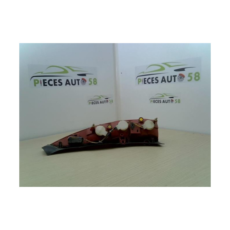 Feu arriere principal gauche (feux) CITROEN C5 1 PHASE 1 BREAK d’occasion