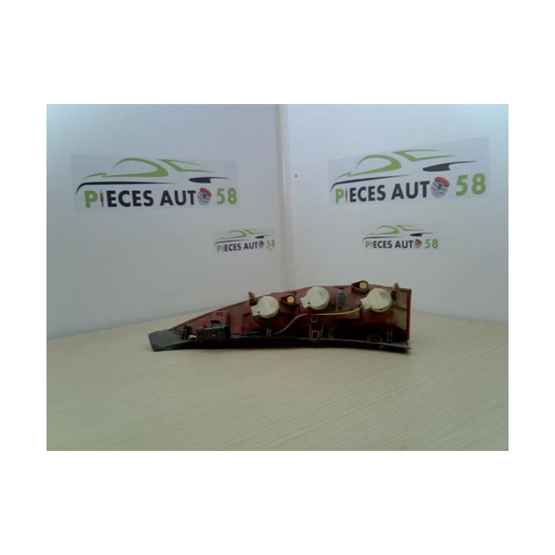 Feu arriere principal droit (feux) CITROEN C5 1 PHASE 2 BREAK d’occasion