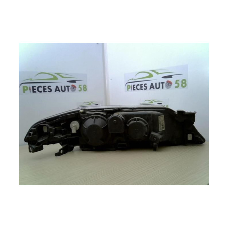 Optique avant principal gauche (feux)(phare) RENAULT LAGUNA 2 PHASE 1 d’occasion