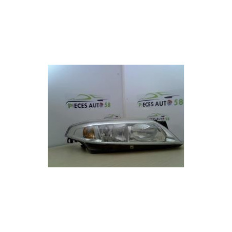 Optique avant principal droit (feux)(phare) RENAULT LAGUNA 2 PHASE 1 d’occasion