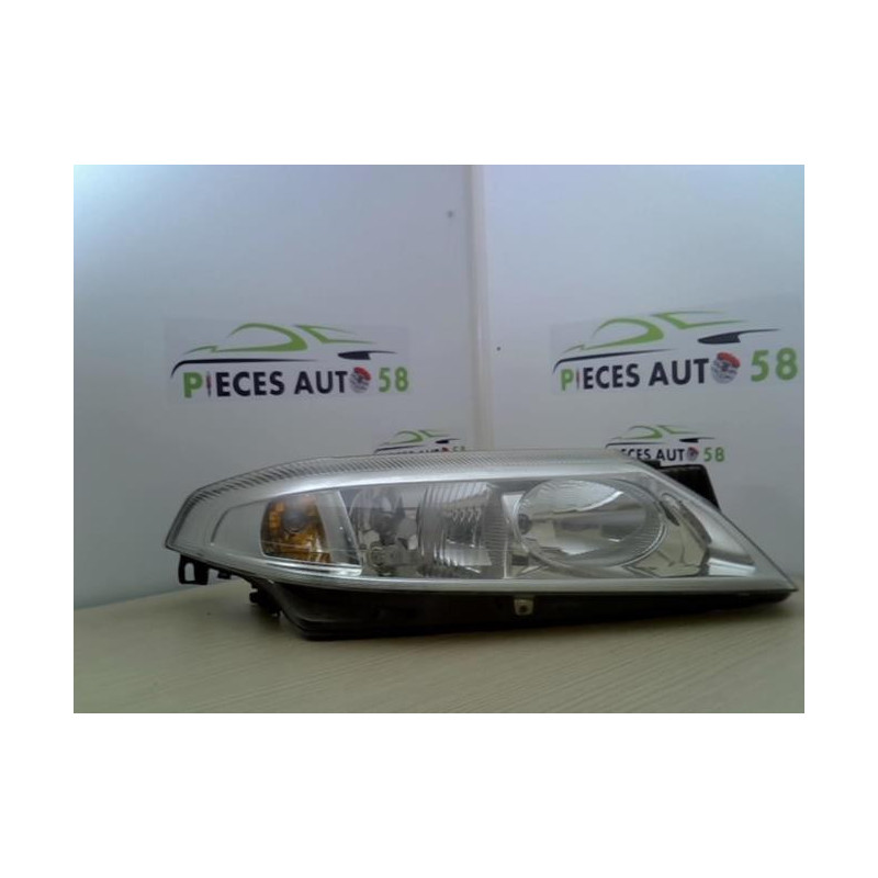 Optique avant principal droit (feux)(phare) RENAULT LAGUNA 2 PHASE 1 d’occasion
