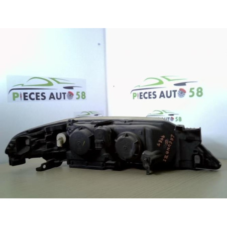 Optique avant principal gauche (feux)(phare) RENAULT LAGUNA 2 PHASE 1 d’occasion