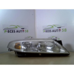 Optique avant principal droit (feux)(phare) RENAULT LAGUNA 2 PHASE 1 d’occasion