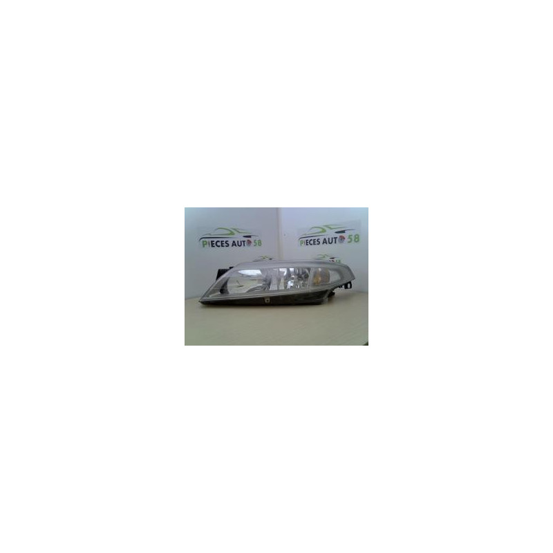 Optique avant principal gauche (feux)(phare) RENAULT LAGUNA 2 PHASE 1 d’occasion