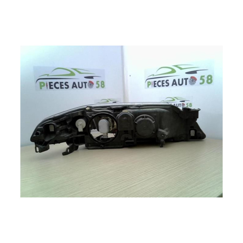 Optique avant principal gauche (feux)(phare) RENAULT LAGUNA 2 PHASE 1 d’occasion