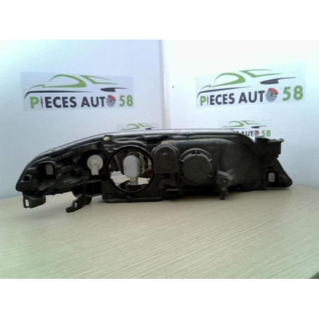 Optique avant principal gauche (feux)(phare) RENAULT LAGUNA 2 PHASE 1 d’occasion
