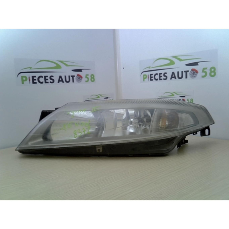 Optique avant principal gauche (feux)(phare) RENAULT LAGUNA 2 PHASE 1 BREAK d’occasion