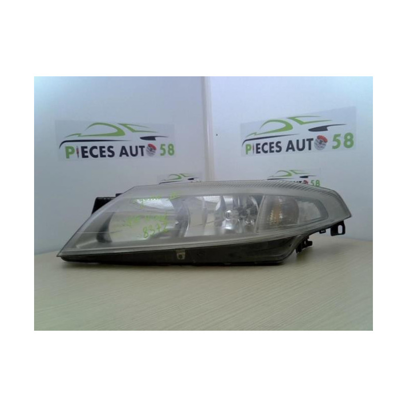Optique avant principal gauche (feux)(phare) RENAULT LAGUNA 2 PHASE 1 BREAK d’occasion