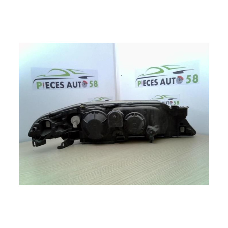 Optique avant principal gauche (feux)(phare) RENAULT LAGUNA 2 PHASE 1 BREAK d’occasion