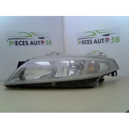 Optique avant principal gauche (feux)(phare) RENAULT LAGUNA 2 PHASE 1 d’occasion