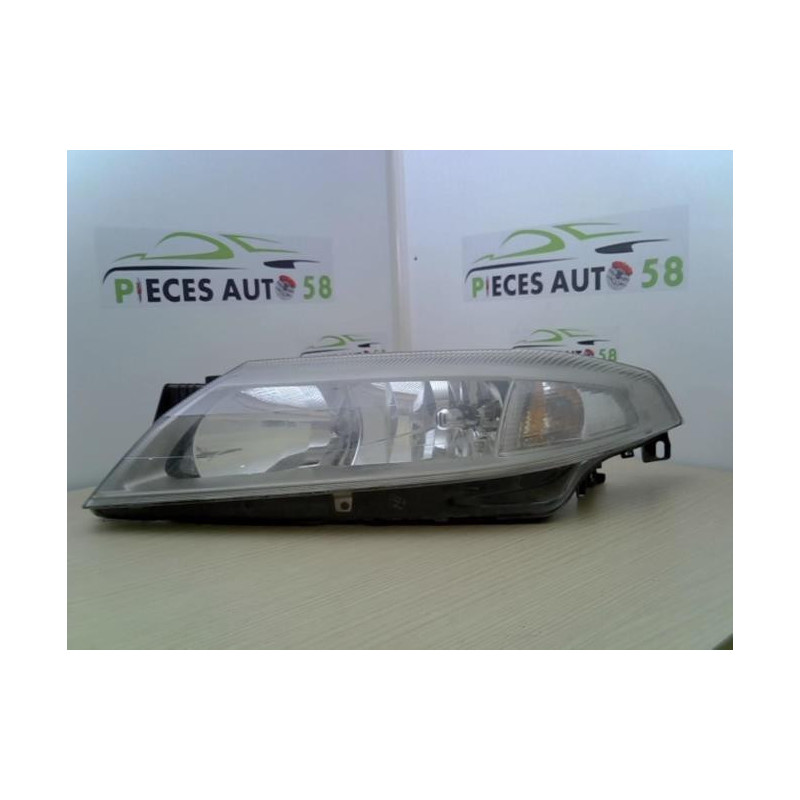 Optique avant principal gauche (feux)(phare) RENAULT LAGUNA 2 PHASE 1 d’occasion