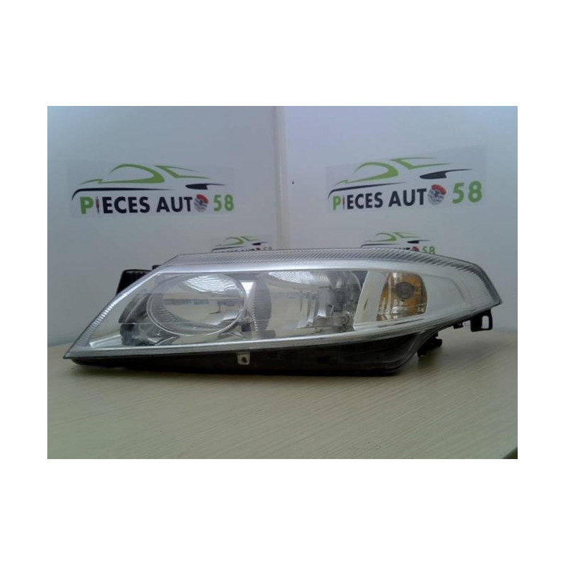 Optique avant principal gauche (feux)(phare) RENAULT LAGUNA 2 PHASE 1 d’occasion