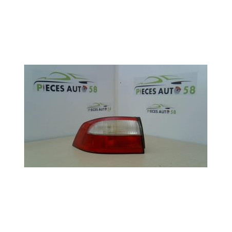 Feu arriere principal gauche (feux) RENAULT LAGUNA 2 PHASE 1 d’occasion