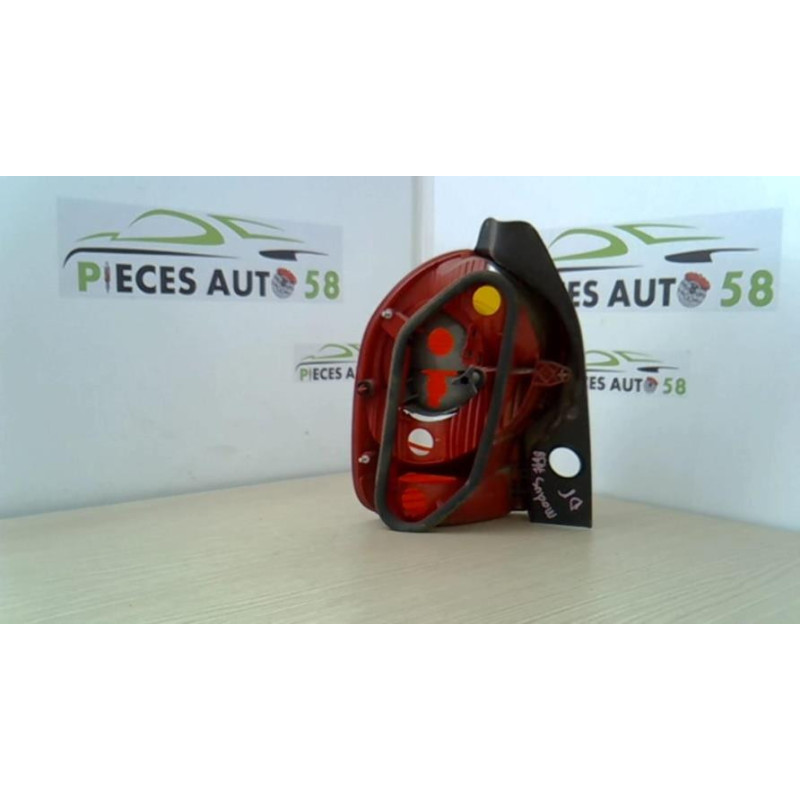 Feu arriere principal droit (feux) RENAULT MODUS PHASE 1 d’occasion