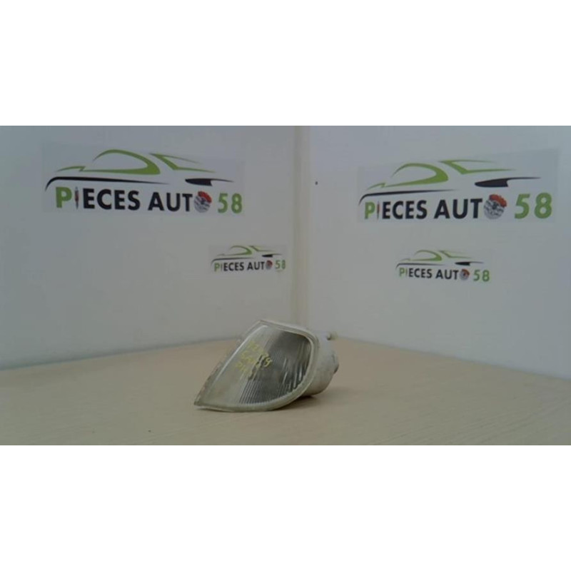 Optique avant secondaire gauche (feux)(clignotant) CITROEN SAXO PHASE 1 d’occasion